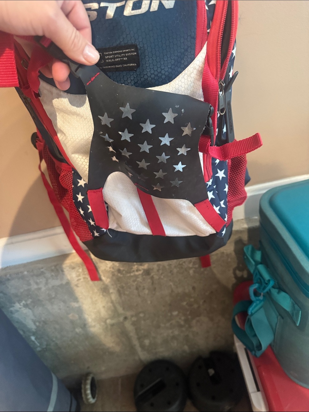 Easton Patriotic Red, White & Blue softball/ baseball bag - Picture 3 of 4